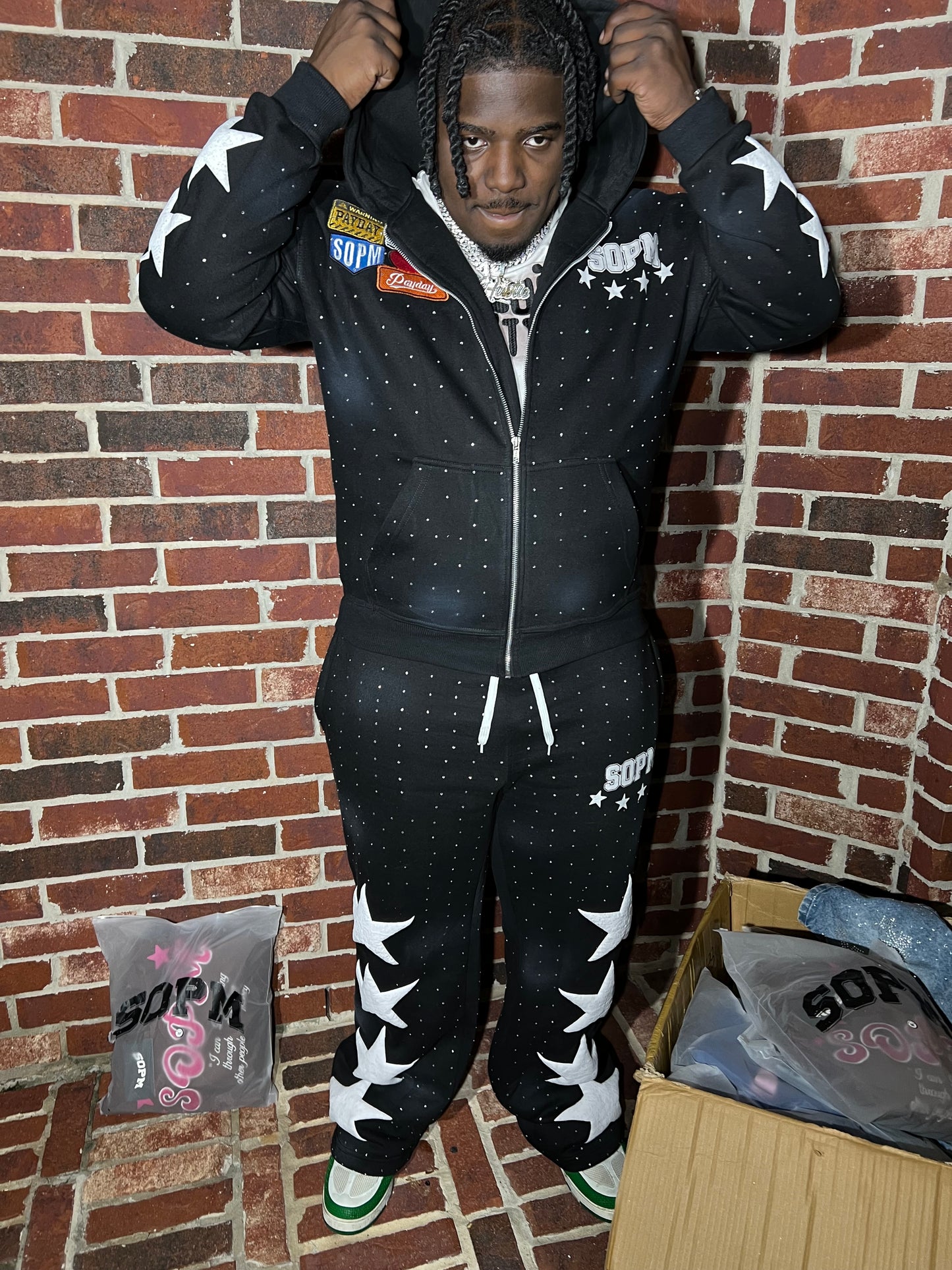 "SOPMWEAR" FULL SETBLACK HOODIE & SWEATS RYMSTONE ZIPUP